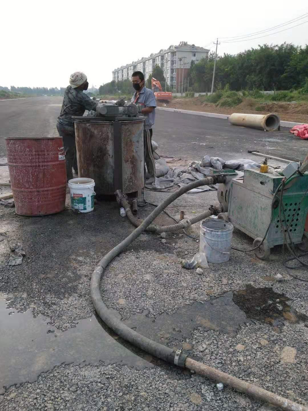 后湖管理区进行地基基础加固的原因和方法都有哪些呢？